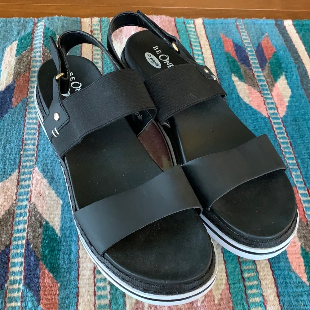 Dr. Scholl’s - Be One, 9 stretch platform/wedge